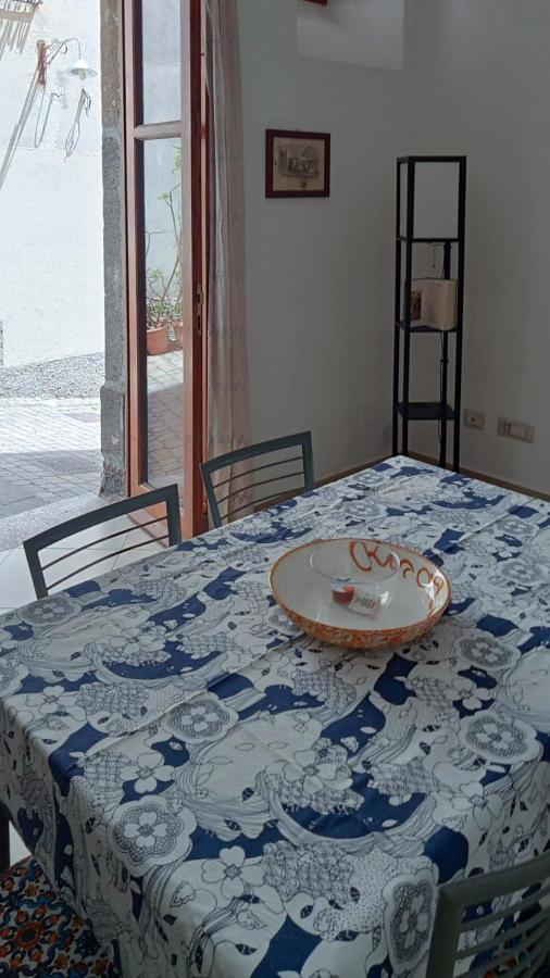 Casa Vacanza U Curtigghiu Lipari Kültér fotó