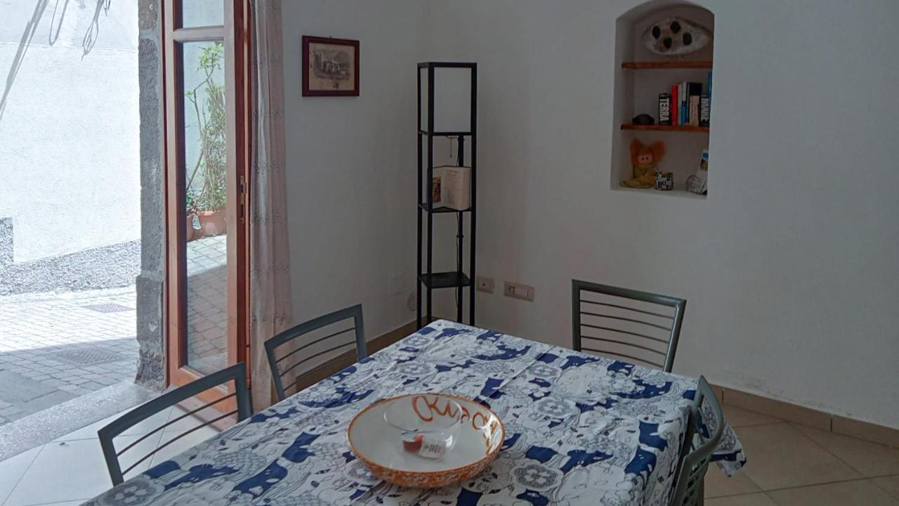 Casa Vacanza U Curtigghiu Lipari Kültér fotó